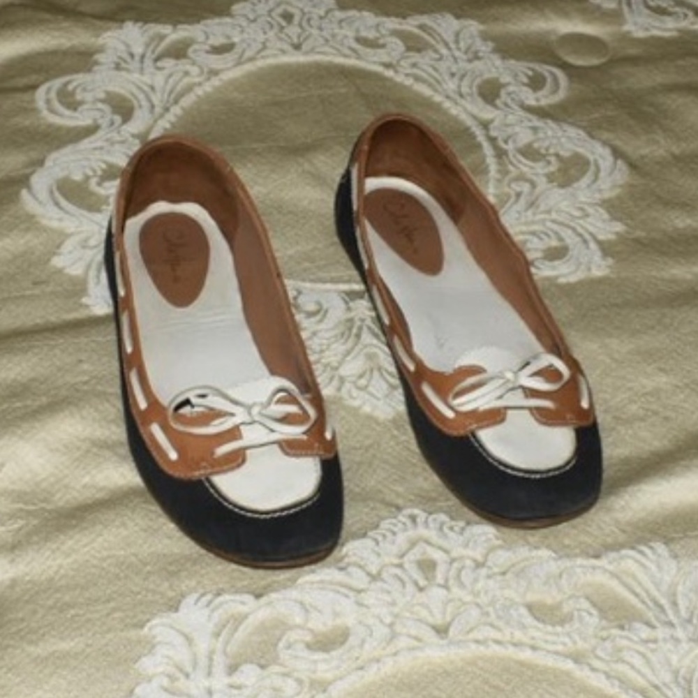 Women’s Cole Haan Nike air leather boat shoe